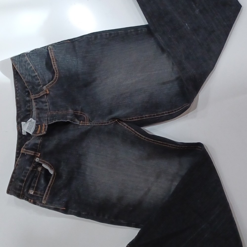 Women's black capris